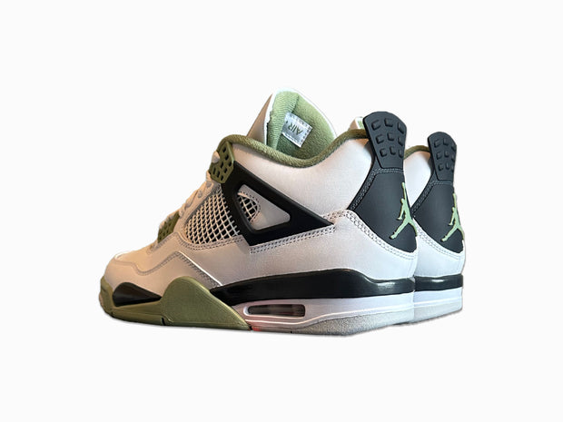 Air Jordan 4 Retro Seafoam